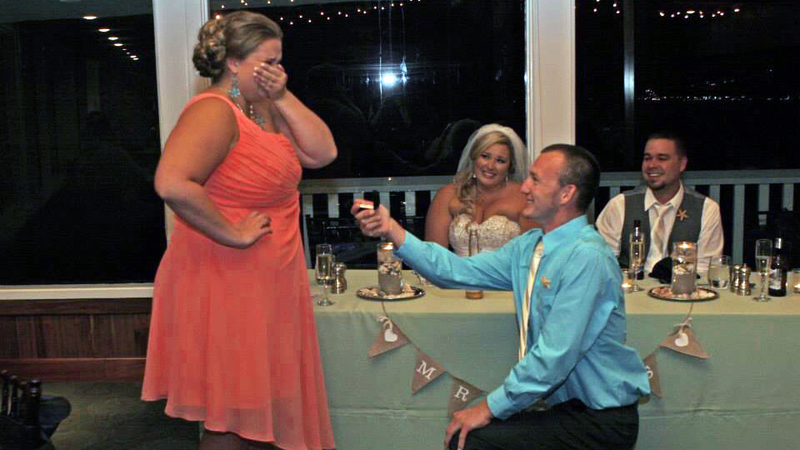 Illustration for article titled Only a Classless Douchebag Would Propose During Someone Else's Wedding